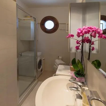 Bellavista Apartment