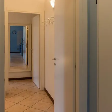 Bellavista Apartment *